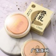 蜜粉和粉饼的区别分别怎么使用 蜜粉和粉饼的区别