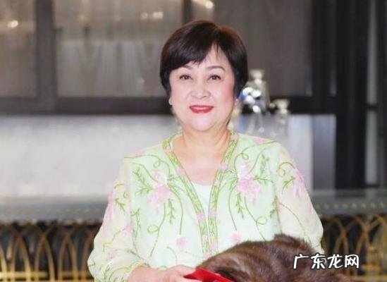 甄珍谢贤图片 甄珍谢贤