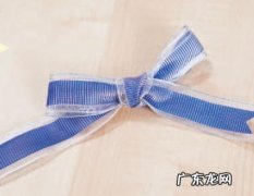 衣服上的蝴蝶结怎么系慢动作 衣服蝴蝶结打法