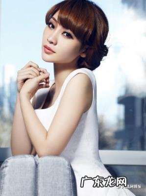 柳岩的真实年龄有多大 柳岩胸有多大