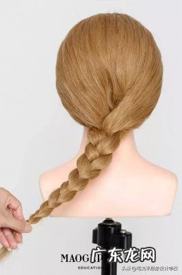 盘编四股辫 麻花辫盘发