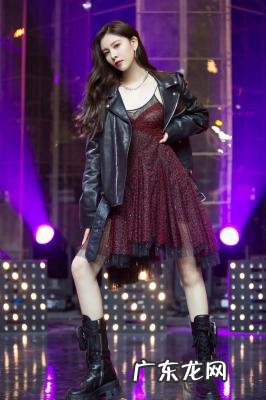 流苏对夹怎么搭配 流苏靴怎么搭配