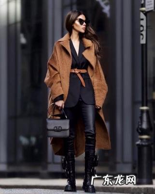 流苏对夹怎么搭配 流苏靴怎么搭配