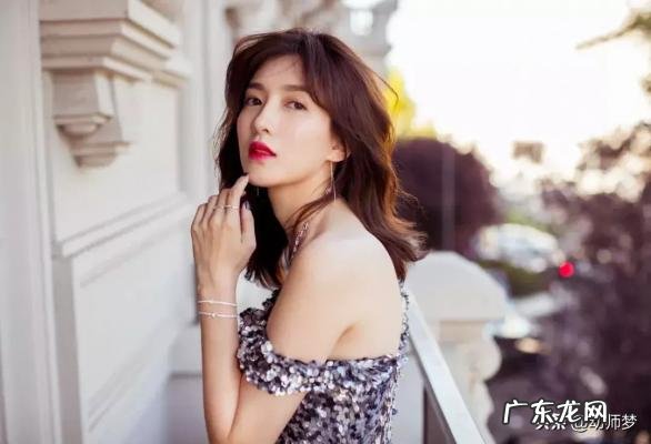 圆脸烫什么卷发好看短发 圆脸适合烫什么发型