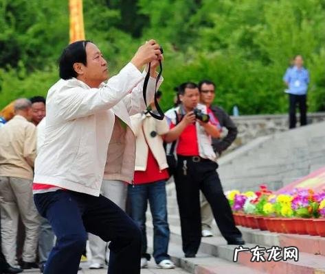 牛群冯巩经典相声《小偷公司》 牛群冯巩