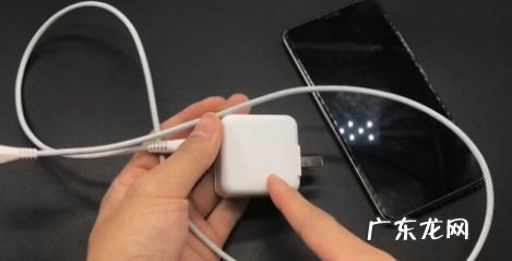 手机充电时,应该注意点什么,手机充电时不能干什么?