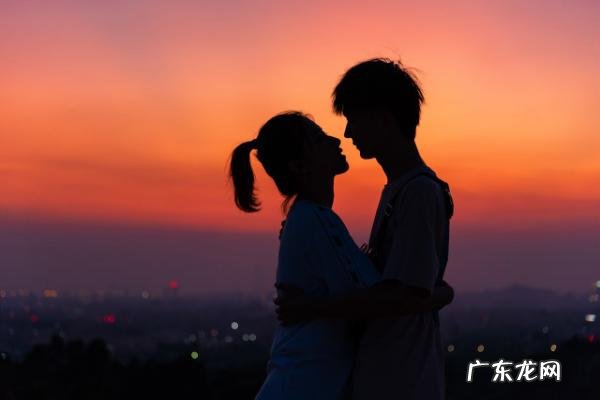 女生第一次接吻什么感觉 女生接吻技巧