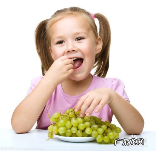 葡萄怎么形容又什么又什么,葡萄的紫色怎么形容?