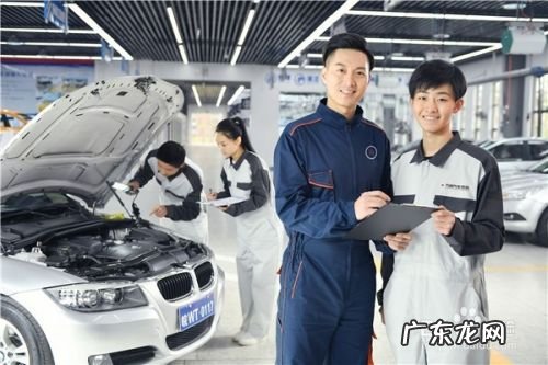 学汽修赚钱吗,学修车一般多少钱一个月?