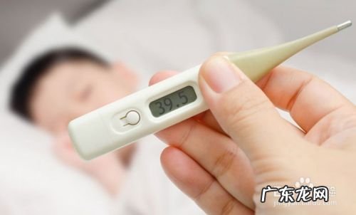 新型肺炎症状有哪些,新型肺炎症状表现？