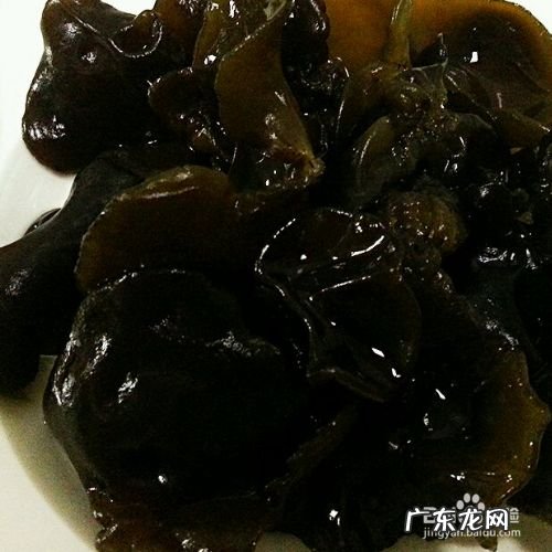 泡木耳最快的方法,如何泡发木耳又大又软?