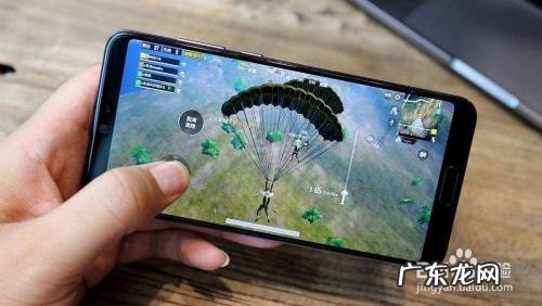 手机打游戏用什么手机膜,手机打游戏要不要贴膜?