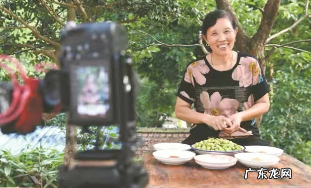 潘姥姥是哪里人？年收入多少？