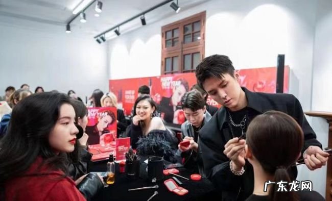 骆王宇是哪里人？他是怎么走红的？