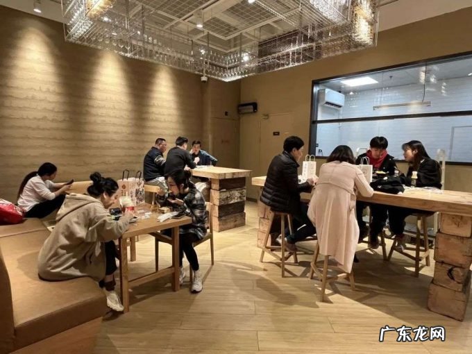 性冷淡的muji居然做了个菜场 | 城事