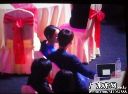 张翰郑爽照片高清 郑爽和张翰的照片