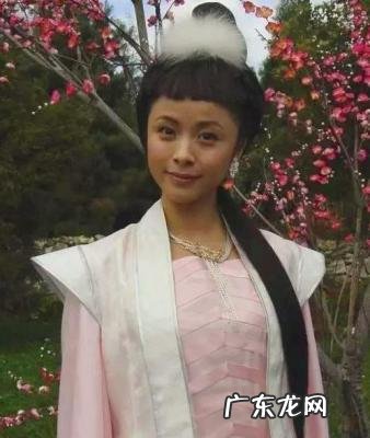 杨若兮连奕名怎么认识 杨若兮连奕名