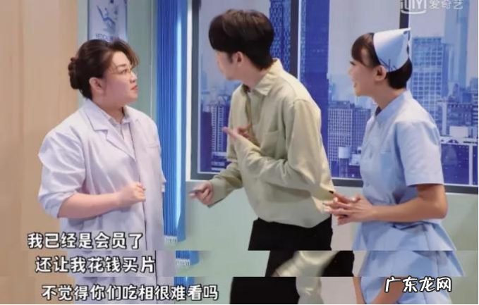 强势碾压《欢乐喜剧人》,豆瓣评分8.0的《一年一度喜剧大赛》凭什么?