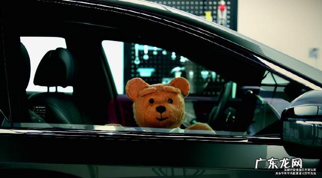 可爱到炸!雷克萨斯上演车库奇妙夜,小熊主角太抢镜了