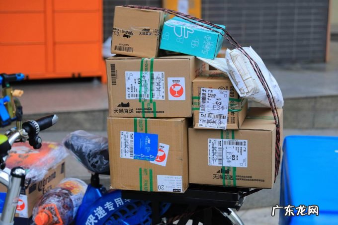 上海市邮政管理局提醒市民提高“货到付款”快递防范意识