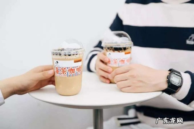 喜茶完成首次控股投资,卖奶茶不如当VC?