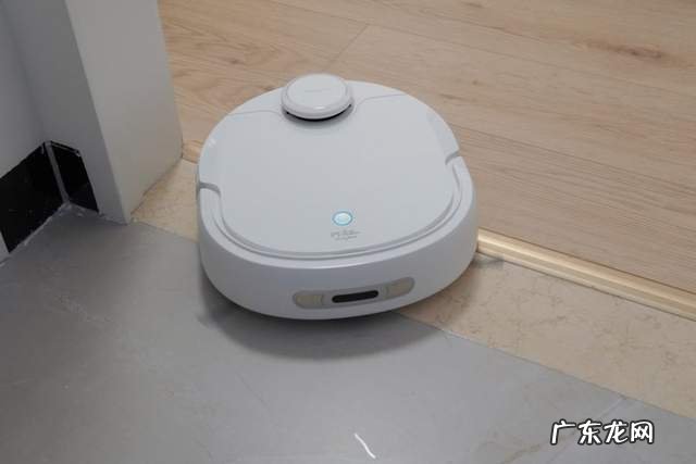 云鲸 J2 体验:自动换水自洗拖布的扫拖机器人,能让人更懒吗?