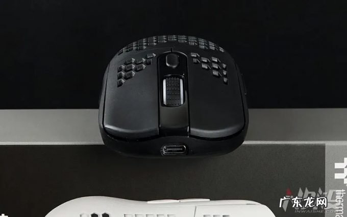 入门洞洞鼠 Tt探索者X2双模无线电竞鼠标体验