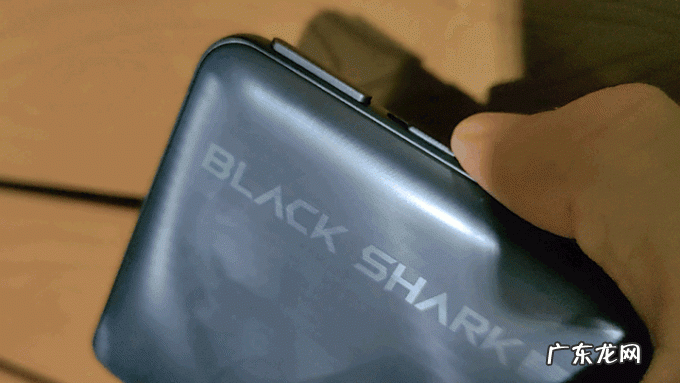 跑分双双破百万!黑鲨4S Pro评测:武装到牙齿的游戏机皇