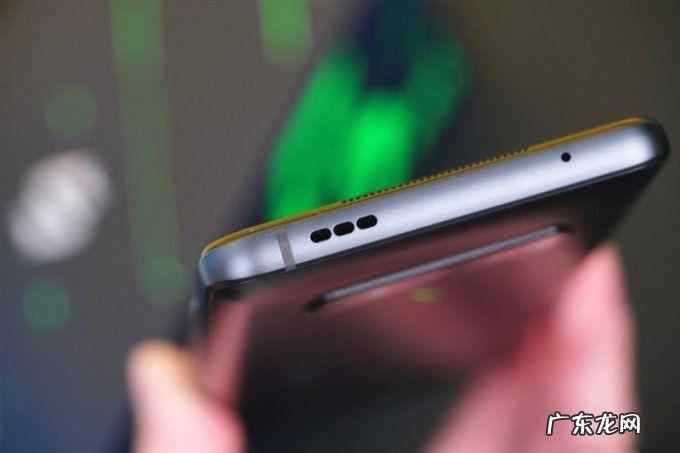 跑分双双破百万!黑鲨4S Pro评测:武装到牙齿的游戏机皇