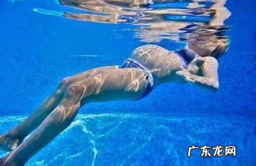 水中分娩的正确方式-自己在家如何水中分娩