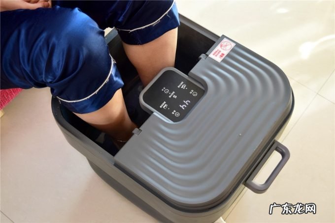 在家就能做足浴和脚底按摩,HITH智能折叠足浴器D3评测