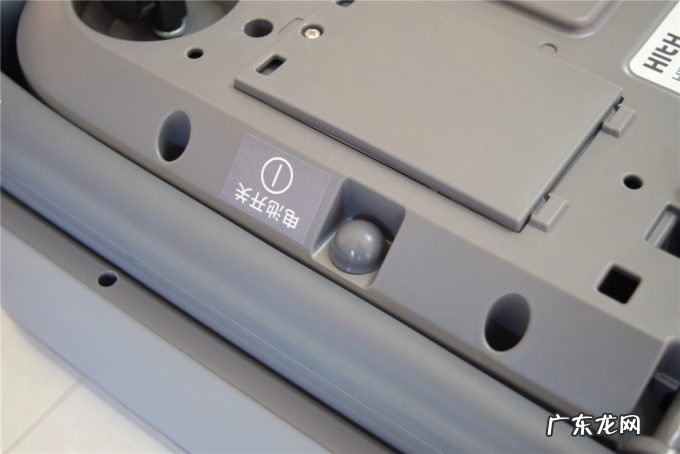 在家就能做足浴和脚底按摩,HITH智能折叠足浴器D3评测