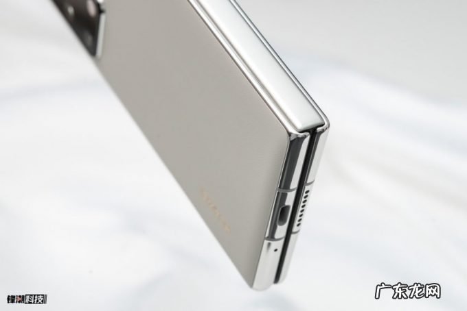 华为Mate X2典藏版:软硬结合,接近完全体的折叠屏
