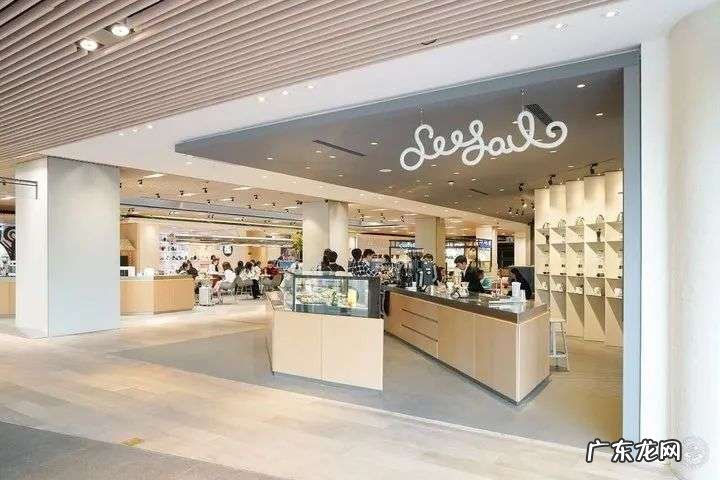 门店扩张如何突破「天花板」?喜茶向左,名创优品向右