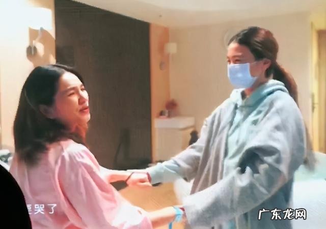 ella被曝水中分娩-ella水中阵痛分娩