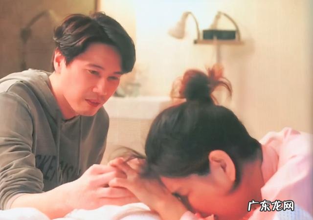 ella被曝水中分娩-ella水中阵痛分娩