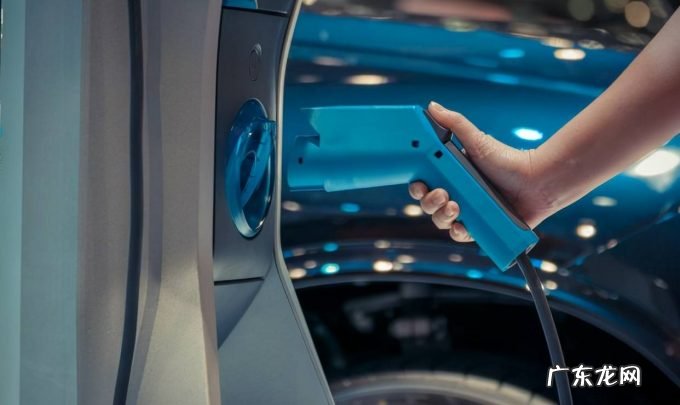 面对充电桩万亿“蛋糕”的诱惑,OPPO心动了?