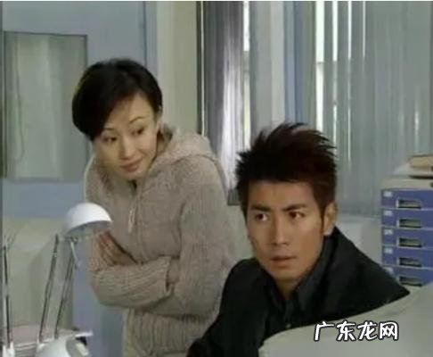 保剑锋电视剧小草剧照 保剑锋电视剧