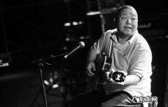 斯琴格日乐与臧天朔合唱 斯琴格日乐与臧天朔