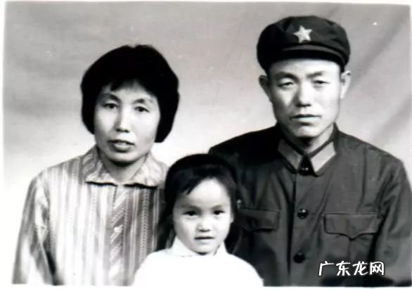 斯琴格日乐与臧天朔合唱 斯琴格日乐与臧天朔