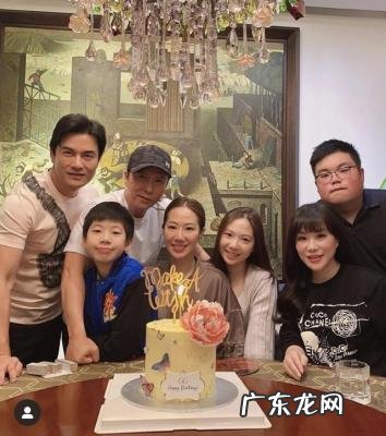 吕良伟老婆杨小娟多大 吕良伟老婆杨小娟