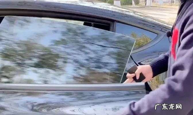 开完特斯拉Model 3，我吐了