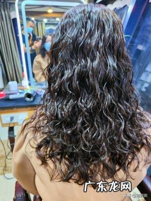 头发稀少适合什么发型女图片 头顶头发稀少发型