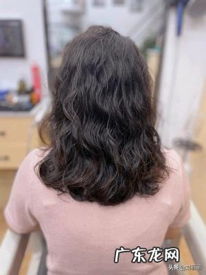 头发稀少适合什么发型女图片 头顶头发稀少发型