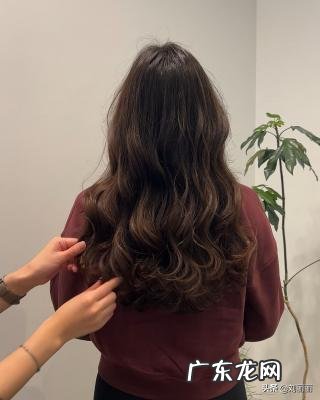 头发稀少适合什么发型女图片 头顶头发稀少发型