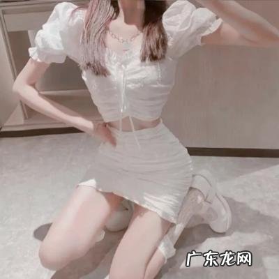 我可以摸你的胸吗 表情包 我可以摸你的胸吗