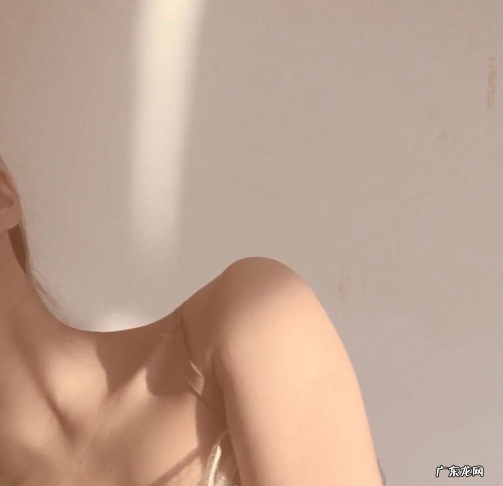 我可以摸你的胸吗 表情包 我可以摸你的胸吗