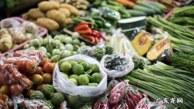 5万亿的生鲜生意,又多了条鲶鱼