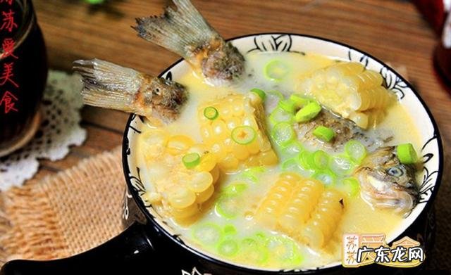 冬天的白菜汤是怎么做的 冬天,需要一锅浓汤,你有什么温暖冬天的菜谱吗?