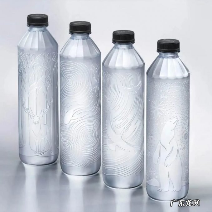 可口可乐、依云、三得利…陆续推出创新无标签包装!网友:给我来一打!